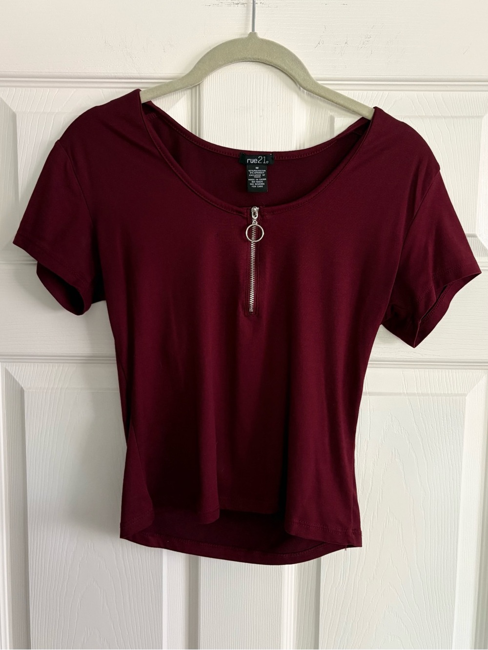 Rue21 Burgundy Short Sleeve Crop Top with Front Ring Zip